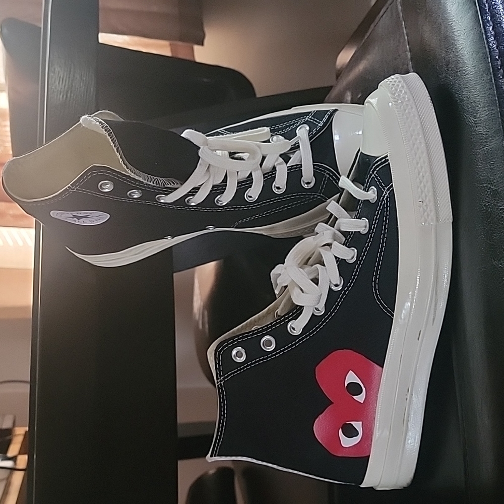 Men size 11 Chucks